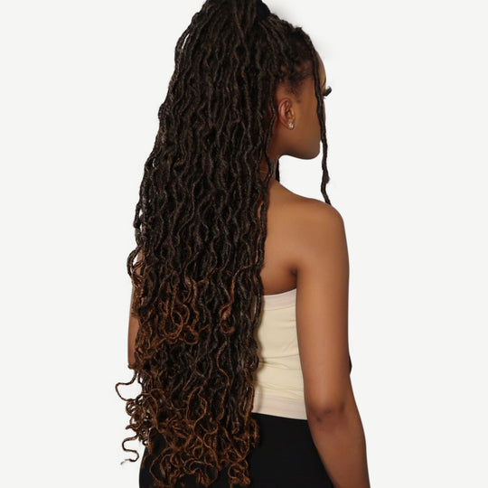 ADEIPENA LOCS 22"